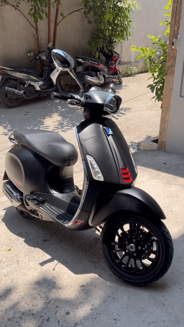 Vespa sprint 150. Mua bán Xe máy tại Thành phố Thủ Đức Tp Hồ Chí Minh được đăng bởi Nguyệt Ánh hình 1