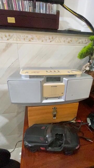 Đài cassette Victor Clavia Xám. Mua bán Tivi, Âm thanh tại Quận 12 Tp Hồ Chí Minh được đăng bởi Nguyên My hình 1