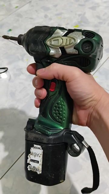 Máy khoan pin Hitachi 12V đã dùng. Mua bán Đồ chuyên dụng, Giống nuôi trồng tại Huyện Châu Thành Tây Ninh được đăng bởi Nguyễn Tấn Lợi hình 1