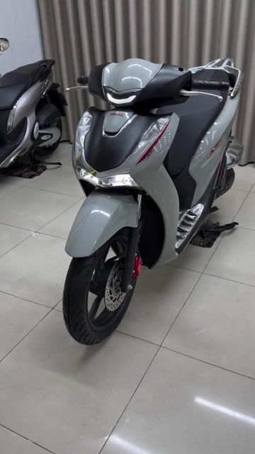Honda SH 125i ABS Xám 745 km. Mua bán Xe máy tại Quận Thanh Khê Đà Nẵng được đăng bởi THẾ MẪN CHUYÊN XE LƯỚT CÓ BÁN TRẢ GÓP  hình 1