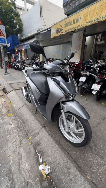Honda SH 150i ABS 2019 Xám Đã sử dụng. Mua bán Xe máy tại Quận Tân Phú Tp Hồ Chí Minh được đăng bởi Tuanduy hình 1