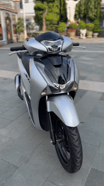 SH 125 2017 Bạc Poscher BSTP CHÍNH CHỦ CÓ GÓP. Mua bán Xe máy tại Thành phố Thủ Đức Tp Hồ Chí Minh được đăng bởi XE MÁY CỦ  hình 1