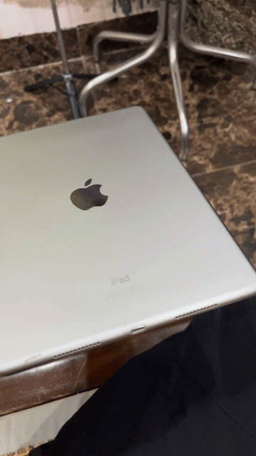 Apple iPad Pro 9.7 inch 256GB Xám. Mua bán Máy tính bảng tại Quận Nam Từ Liêm Hà Nội được đăng bởi  Kiều Anh hình 1