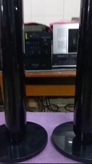 Cặp loa cột Samsung còn đẹp, nguyên zin như hình.. Mua bán Tivi, Âm thanh tại Quận Bình Tân Tp Hồ Chí Minh được đăng bởi Băng Đĩa Xưa hình 1