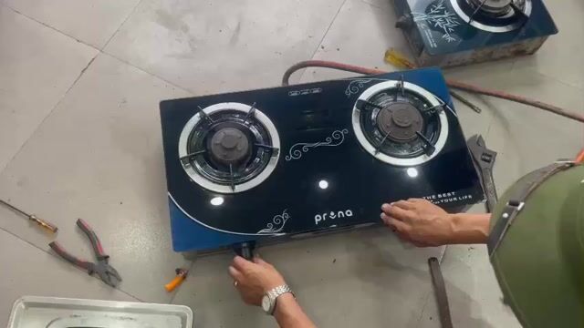 Bếp gas đôi Prona mặt kính Đen. Mua bán Bếp, lò, đồ điện nhà bếp tại Quận Lê Chân Hải Phòng được đăng bởi Nam Bui hình 1