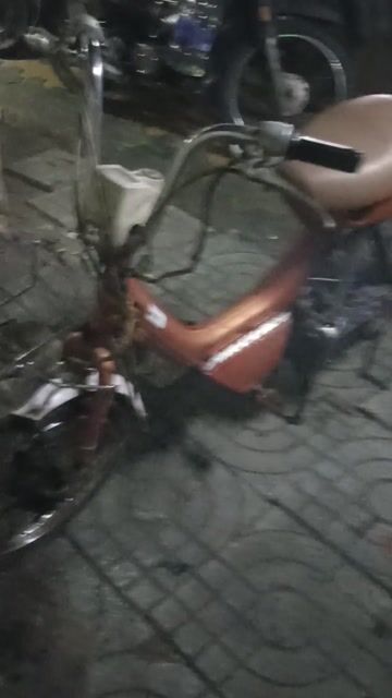 Suzuki 2 thì màu Cam cổ kiểng cà phê. Mua bán Xe máy tại Quận 10 Tp Hồ Chí Minh được đăng bởi văn phúc  hình 1