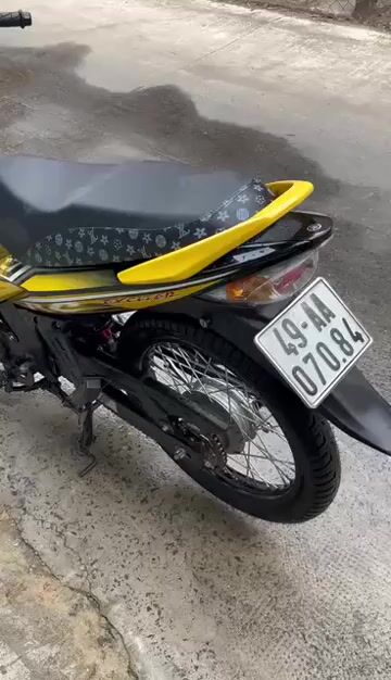 Yamaha Exciter Vàng 562 km. Mua bán Xe máy tại Huyện Hóc Môn Tp Hồ Chí Minh được đăng bởi Trần Thum hình 1