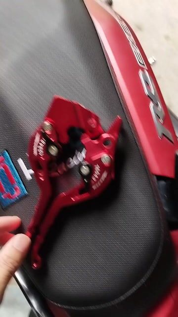 Tay côn ga đẹp 99%. Mua bán Phụ tùng xe tại Huyện Bình Giang Hải Dương được đăng bởi Thăng Bông  hình 1