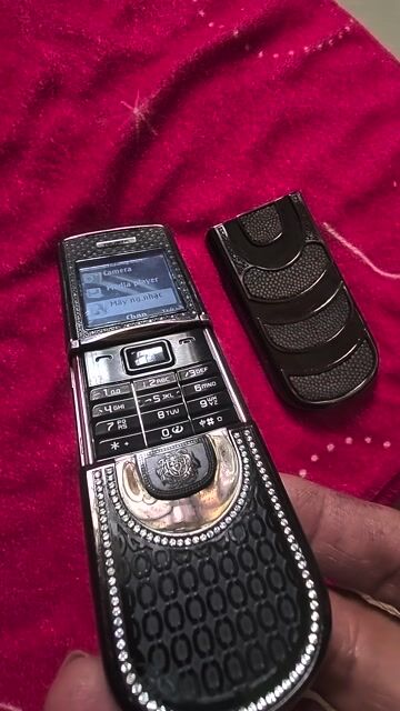 Thanh lý e 8800 zin đep (giá rẻ sưu tầm). Mua bán Điện thoại tại Thành phố Buôn Ma Thuột Đắk Lắk được đăng bởi Hoàng Quân Vương  hình 1