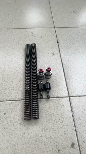 Phuộc YSS thailand và bộ nâng cấp phuộc trươc. Mua bán Phụ tùng xe tại Quận 10 Tp Hồ Chí Minh được đăng bởi trường thanh hình 1