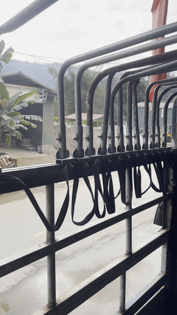 Phụ kiện xe tải Kim loại Bạc. Mua bán Phụ tùng xe tại Huyện Ngân Sơn Bắc Kạn được đăng bởi Hoàng Quốc Việt hình 1