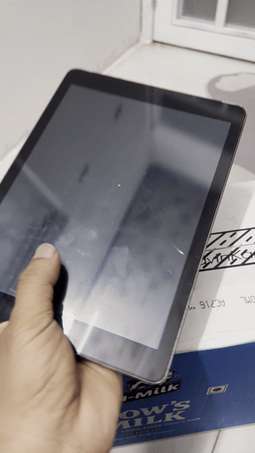 Ipad Air 16 có 4g. Mua bán Máy tính bảng tại Huyện Bình Chánh Tp Hồ Chí Minh được đăng bởi Lee Bi My hình 1