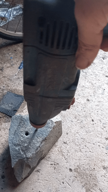 Máy khoan bê tông Makita Xanh Đen Đỏ. Mua bán Đồ chuyên dụng, Giống nuôi trồng tại Quận Bình Tân Tp Hồ Chí Minh được đăng bởi Bao Lâm hình 1