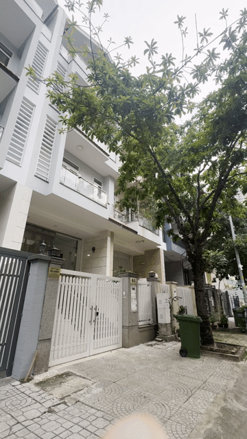Cho thuê Văn phòng, Mặt bằng kinh doanh Quận 7 Tp Hồ Chí Minh diện tích 450 m² giá 55 triệu/tháng