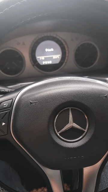 Mercedes-Benz GLK 300 2009 Bạc. Mua bán Ô tô tại Huyện Đông Anh Hà Nội được đăng bởi lương thanh tùng hình 1