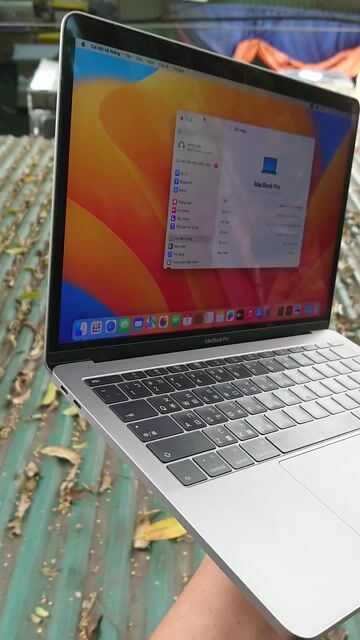 Apple Macbook Pro 13 inch 2017 8GB/256GB. Mua bán Laptop tại Quận Ba Đình Hà Nội được đăng bởi Tien Minh hình 1