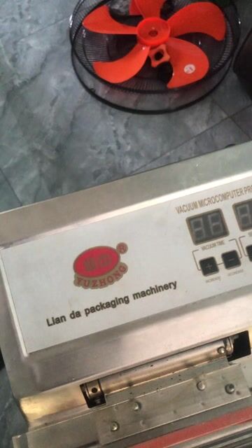 Máy hút chân không Lian de Kim loại Bạc. Mua bán Bếp, lò, đồ điện nhà bếp tại Quận 12 Tp Hồ Chí Minh được đăng bởi      thảo ng hình 1
