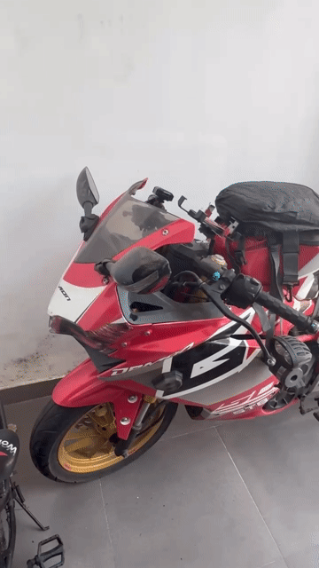 GPX Demon 150GR 2019 Đỏ đen 7.554 km. Mua bán Xe máy tại Quận Cẩm Lệ Đà Nẵng được đăng bởi Uyen Nguyen hình 1