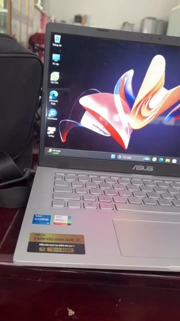 Laptop Asus. Mua bán Laptop tại Huyện Bình Tân Vĩnh Long được đăng bởi Ngọc hình 1