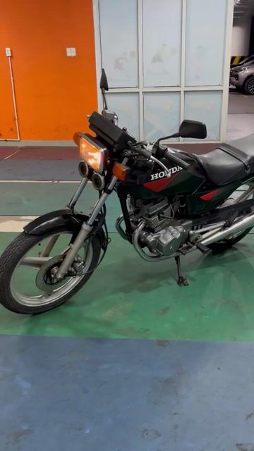 Honda CB 125 cc 1997 Đen. Mua bán Xe máy tại Quận 3 Tp Hồ Chí Minh được đăng bởi  Võ Thanh Hoàng hình 1