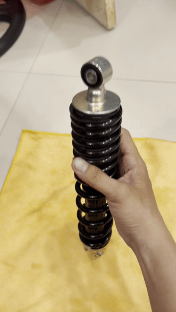 Phuộc xe máy Vario K59 Đen. Mua bán Phụ tùng xe tại Quận 11 Tp Hồ Chí Minh được đăng bởi Lâm Trương hình 1