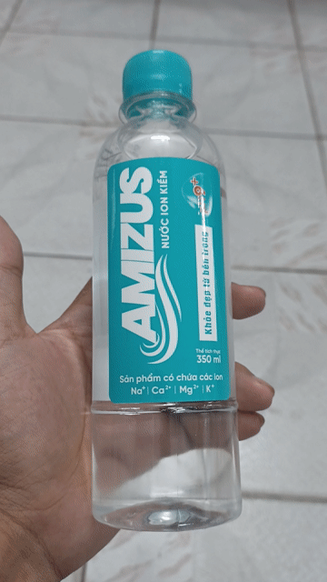 Nước ion kiềm AMIZUS 500ml pH 9+. Mua bán Đồ ăn, thực phẩm và các loại khác tại Quận Thanh Xuân Hà Nội được đăng bởi Duy Vũ IPhone hình 1