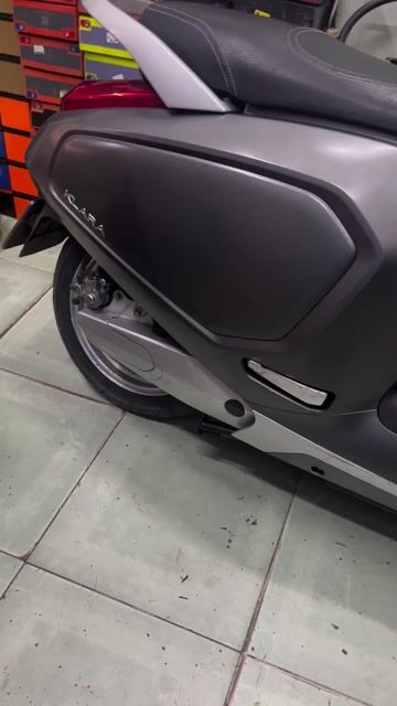 Xe máy điện VinFast Klara Xám. Mua bán Xe máy tại Quận Gò Vấp Tp Hồ Chí Minh được đăng bởi THAYBÌNHĐIỆNTẠINHÀ hình 1