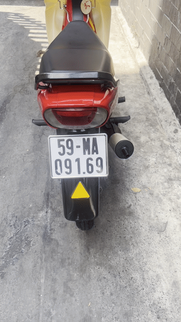 Suzuki Sport 120 1999 Đỏ. Mua bán Xe máy tại Quận 4 Tp Hồ Chí Minh được đăng bởi Lê Văn Lộc hình 1