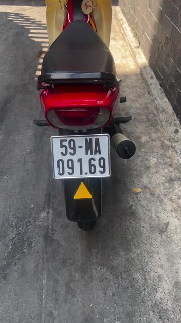 Suzuki Sport 120 1999 Đỏ. Mua bán Xe máy tại Quận 4 Tp Hồ Chí Minh được đăng bởi Lê Văn Lộc hình 1