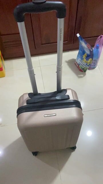 VALI LOCK & LOCK 20 inch. Mua bán Túi xách tại Quận 7 Tp Hồ Chí Minh được đăng bởi Hoàng Nam hình 1