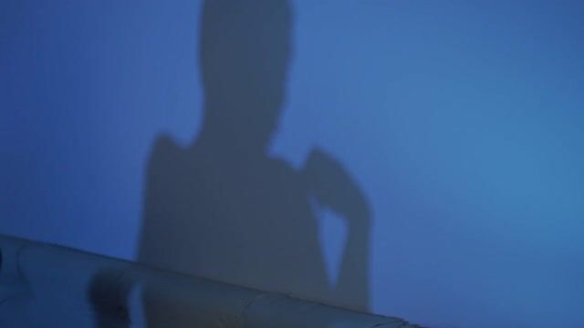 Model - MadaWells Ebony