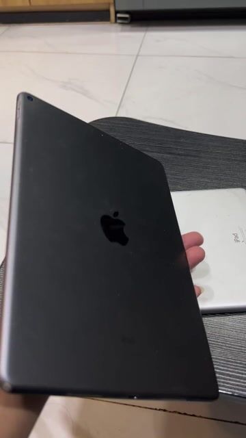 Apple iPad Air 3 Wifi Xám 64GB (pin 100%). Mua bán Máy tính bảng tại Quận 10 Tp Hồ Chí Minh được đăng bởi Thịnh hình 1