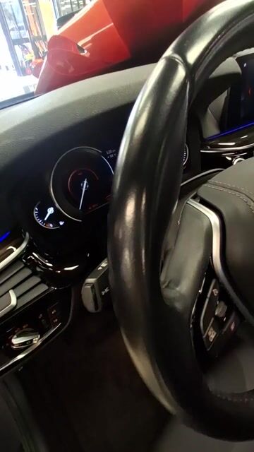 Video thumbnail for 2019 BMW 5 Series