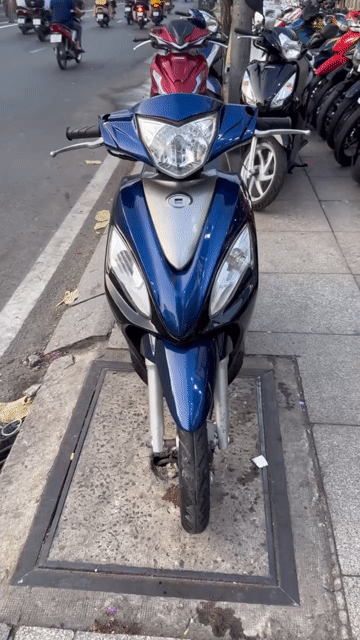 Kymco Candy 2018 Xanh đen. Mua bán Xe máy tại Quận Tân Phú Tp Hồ Chí Minh được đăng bởi Tuanduy hình 1