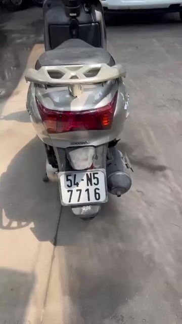 Honda LEAD 110 Fi màu bạc đen đời 2010 bstp. Mua bán Xe máy tại Quận Tân Phú Tp Hồ Chí Minh được đăng bởi Thịnh hình 1