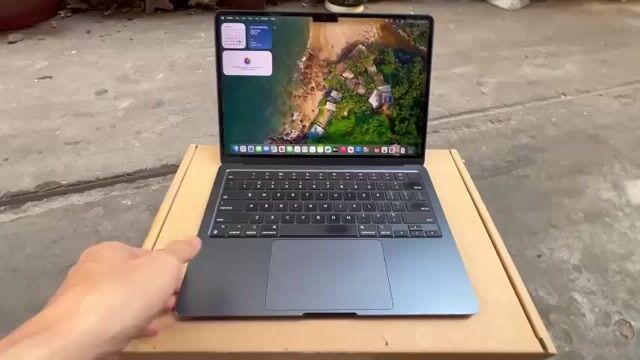 AIR M2 13.6'' MIDNIGHT / 16G / 512G / FULL SẠCH US. Mua bán Laptop tại Quận 3 Tp Hồ Chí Minh được đăng bởi Tèo hình 1
