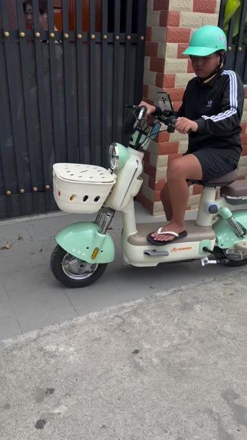 YADEA KEWARD MỚI 100% BH 1 NĂM. Mua bán Xe điện tại Quận Bình Tân Tp Hồ Chí Minh được đăng bởi MUAXEĐIỆNGIÁCAO hình 1