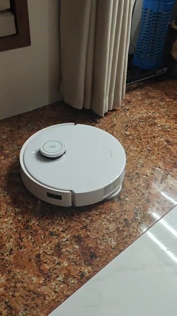 Robot hút bụi Trắng Nhỏ gọn. Mua bán Thiết bị vệ sinh, nhà tắm tại Quận Đống Đa Hà Nội được đăng bởi Đi chợ hình 1