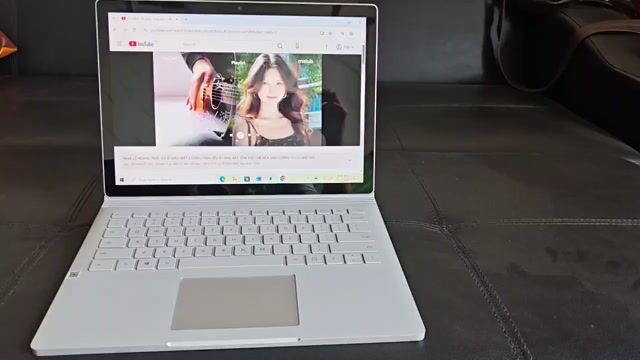 Microsoft Surface Book 3 i7 13.5 inch 32GB. Mua bán Laptop tại Quận Gò Vấp Tp Hồ Chí Minh được đăng bởi Hoàng Hải hình 1