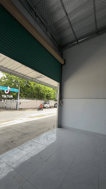 Cho thuê Văn phòng, Mặt bằng kinh doanh Huyện Hóc Môn Tp Hồ Chí Minh diện tích 250 m² giá 15 triệu/tháng