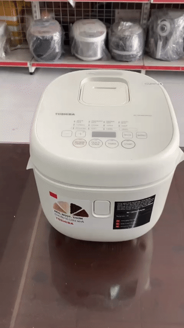 Nồi cơm điện tử Toshiba 1.8 lít RC-18DR4TVN Thái. Mua bán Bếp, lò, đồ điện nhà bếp tại Huyện Bình Chánh Tp Hồ Chí Minh được đăng bởi Điện Máy Cát Tường hình 1