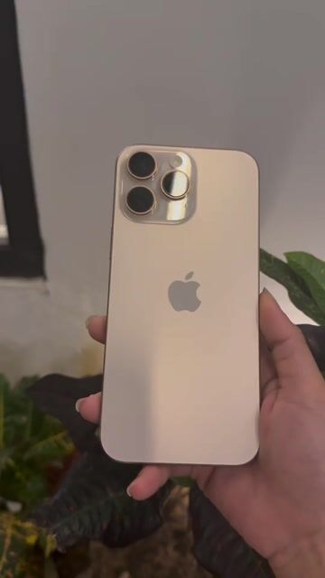 Apple iPhone 16 Pro Max 256GB 99%. Mua bán Điện thoại tại Quận Sơn Trà Đà Nẵng được đăng bởi Hạnh Sirô hình 1
