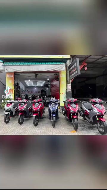 Honda Air Blade 2024 Đỏ Xám Xanh. Mua bán Xe máy tại Quận Bình Thạnh Tp Hồ Chí Minh được đăng bởi Nguyễn Nghĩa hình 1