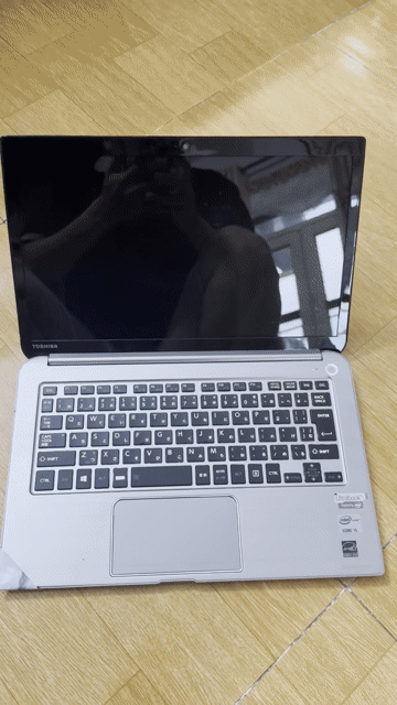 Toshiba Dynabook i5 13.3 inch 8GB/240GB Xám. Mua bán Laptop tại Huyện Hóc Môn Tp Hồ Chí Minh được đăng bởi LEVI hình 1