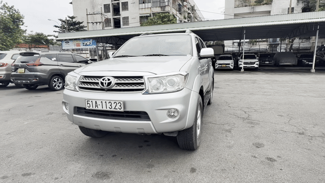 Toyota Fortuner 2011 AT, xe gđ đi đúng 53.580 km. Mua bán Ô tô tại Quận 10 Tp Hồ Chí Minh được đăng bởi Hùng Phạm hình 1