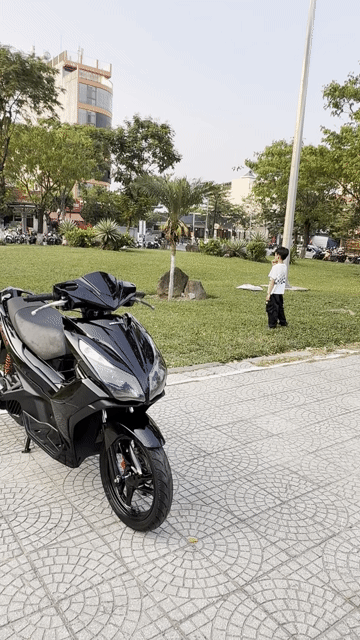 Honda Air Blade 2014 Đen bóng. Mua bán Xe máy tại Quận Liên Chiểu Đà Nẵng được đăng bởi Xe máy cũ đức nguyễn hình 1