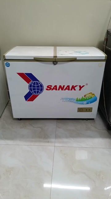 Tủ lạnh Sanaky 220 lít đã qua sử dụng. Mua bán Tủ lạnh tại Quận Phú Nhuận Tp Hồ Chí Minh được đăng bởi Nguyễn Duy Quang hình 1