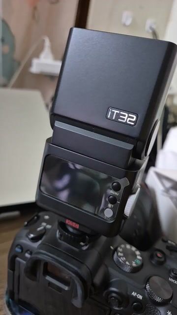 Đèn flash máy ảnh Godox IT32 + Trixger Canon. Mua bán Máy ảnh, Máy quay tại Thành phố Nha Trang Khánh Hòa được đăng bởi Tuấn Nguyễn hình 1