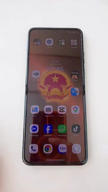 Bán điện thoại Rarz 40 Ultra. Mua bán Điện thoại tại Thành phố Dĩ An Bình Dương được đăng bởi Johnny Trường Lê hình 1