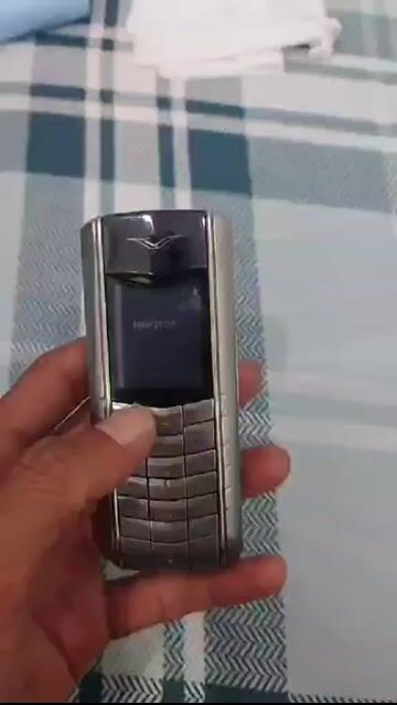 Vertu Ascent 2004 Bạc máy  2G ( Bán Hoặc GL). Mua bán Điện thoại tại Thành phố Cà Mau Cà Mau được đăng bởi Second Hand  hình 1